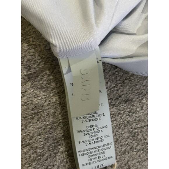 NWT SKIMS Women's Gray Sporty Zipper Swim Mock Neck Top Size L - Picture 6 of 6